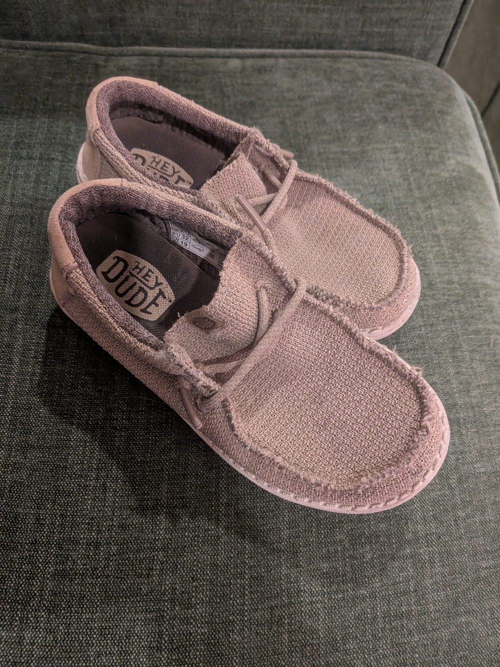 Hey Dude Kids Beige/Tan Canvas Slip On, Size 13 Beach Summer School